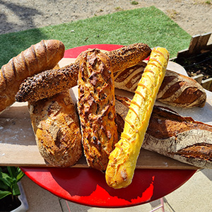 Photo de pains spéciaux réalisés par la Boulangerie Patisserie La colline des hauts bocages vendéens à Mouchamps près des Herbiers et Chantonnay